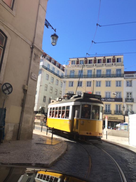 Apartamento Martires Da Patria Lissabon Buitenkant foto